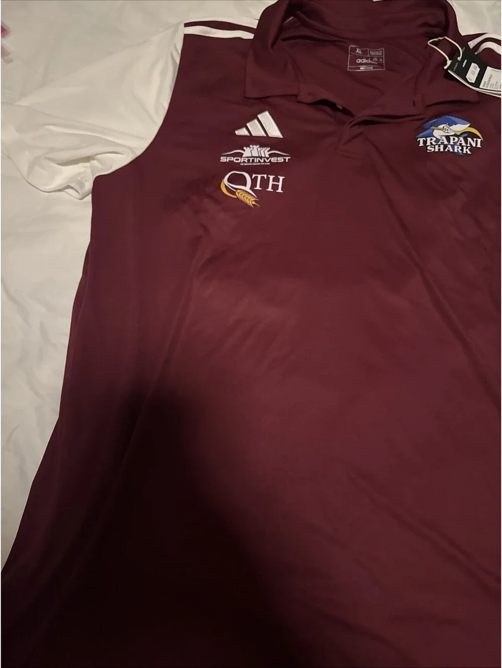 Adidas Tarpan Shark Xl NWT Short
